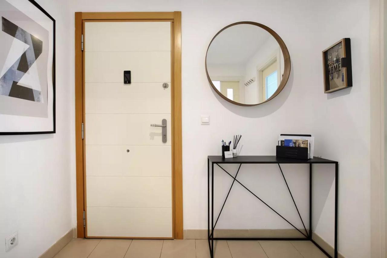 Malaga Campus Apartment Parking Included Buitenkant foto