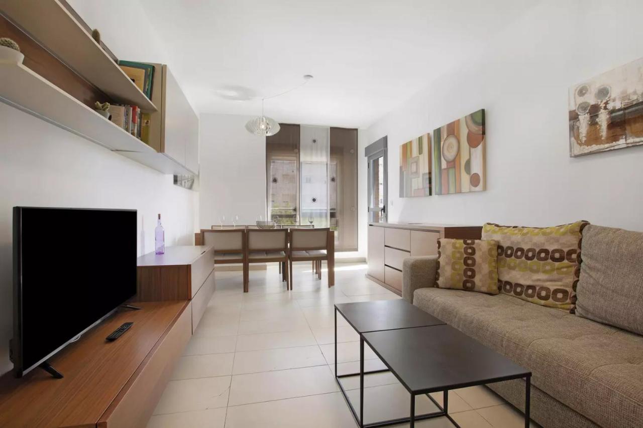 Malaga Campus Apartment Parking Included Buitenkant foto